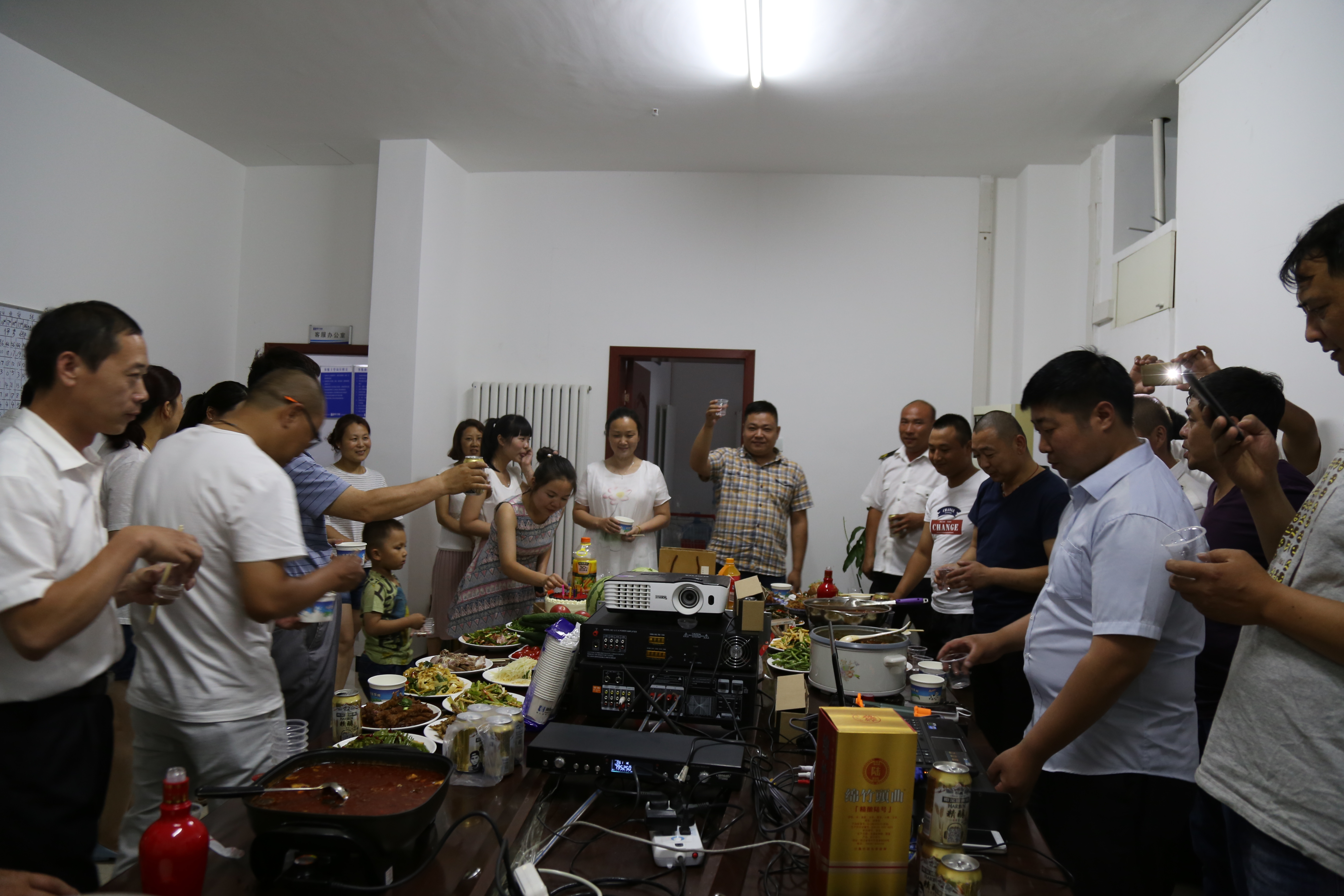 �S��������T�����w�cף����