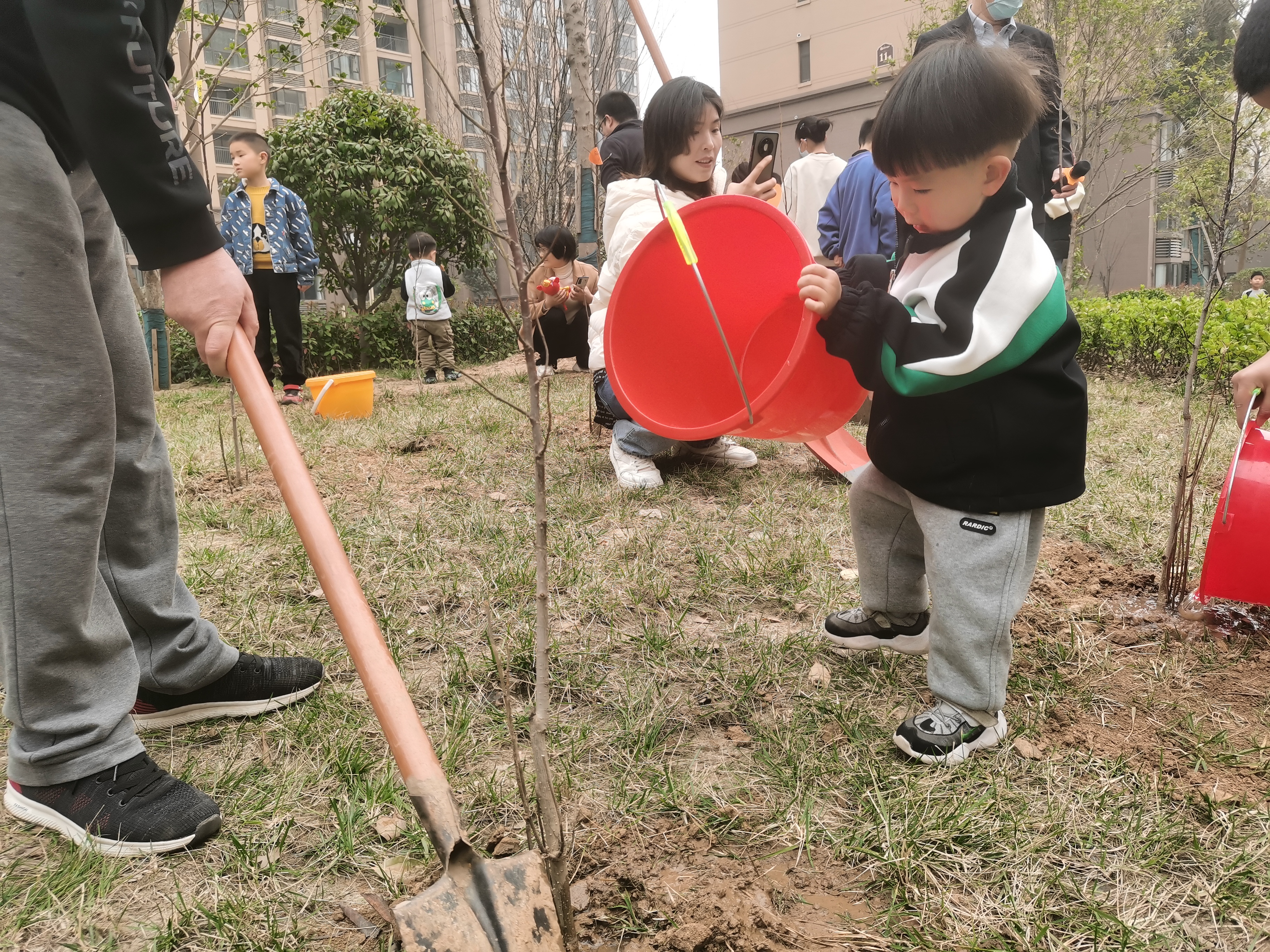 ���Ҟ������҈@���¾G�� �H��ֲ����